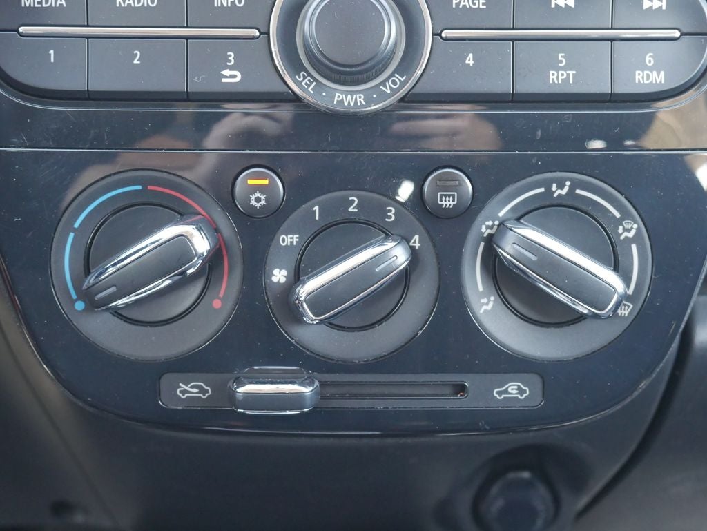 2017 Mitsubishi Mirage ES